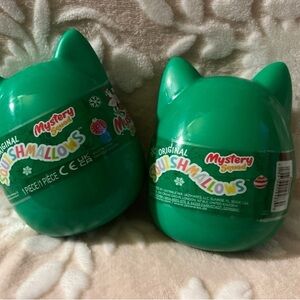 Jingle All the Way: 4" Mystery Christmas Squishmallow